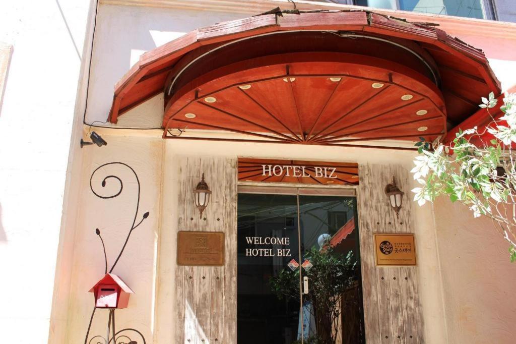 Hotel Biz Jongno Insadong Сеул Экстерьер фото