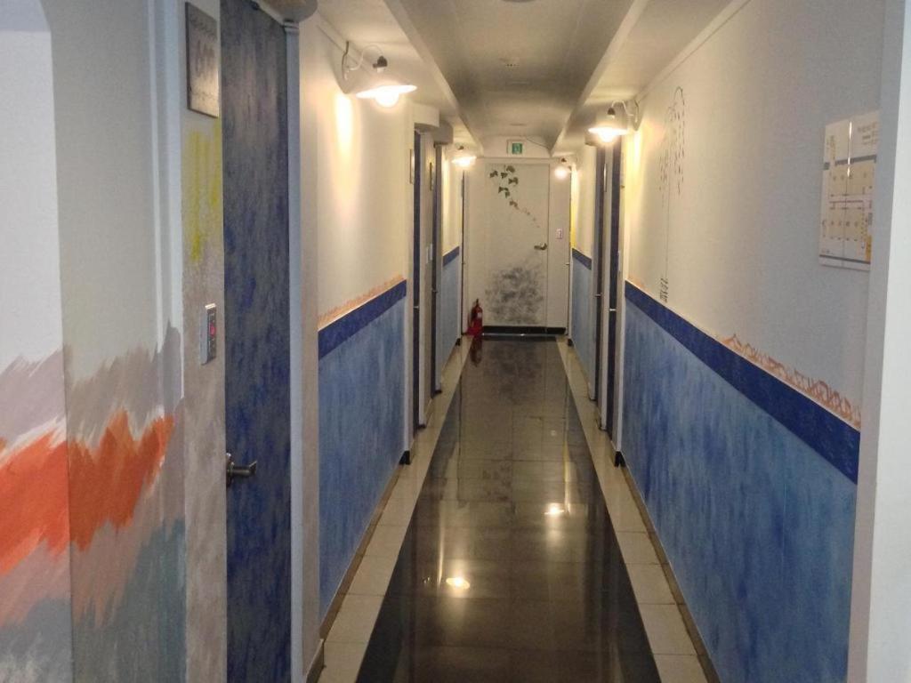 Hotel Biz Jongno Insadong Сеул Экстерьер фото