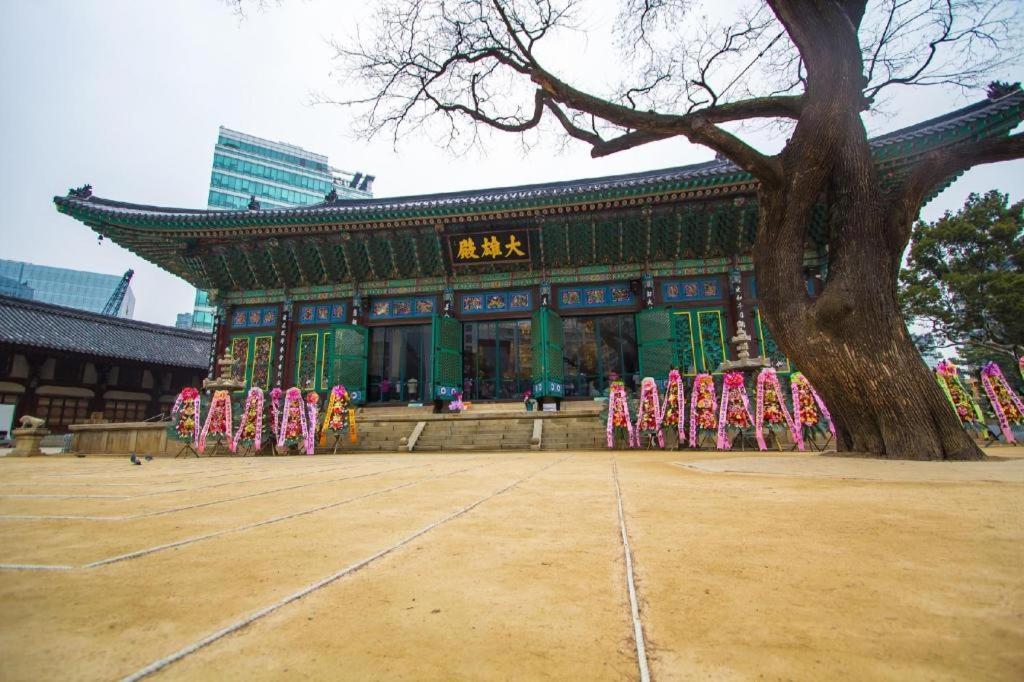 Hotel Biz Jongno Insadong Сеул Экстерьер фото